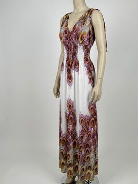 Peacock-Print V-Neck Maxi Dress in Cream and Purple